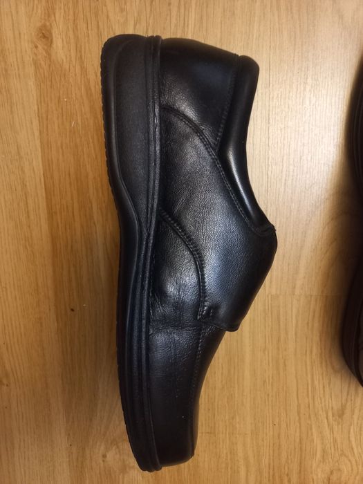 Мужские новые кожаные туфли roamers 43 p.