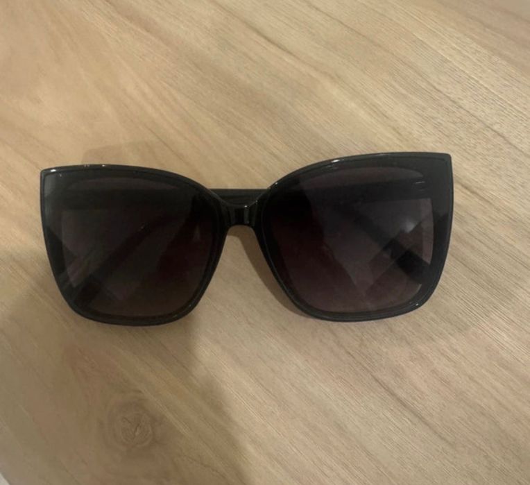 Óculos de sol guess
