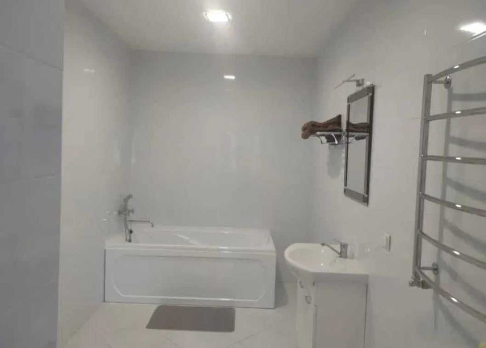 Отличный  2х этажный Дом  Первая линия Красивый вид