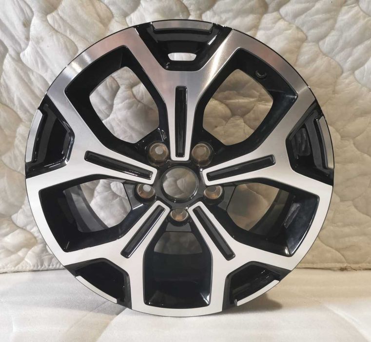 Alufelgi 6,5Jx17 Dacia Duster Renault Captur 5x114,3 ET50 nowe