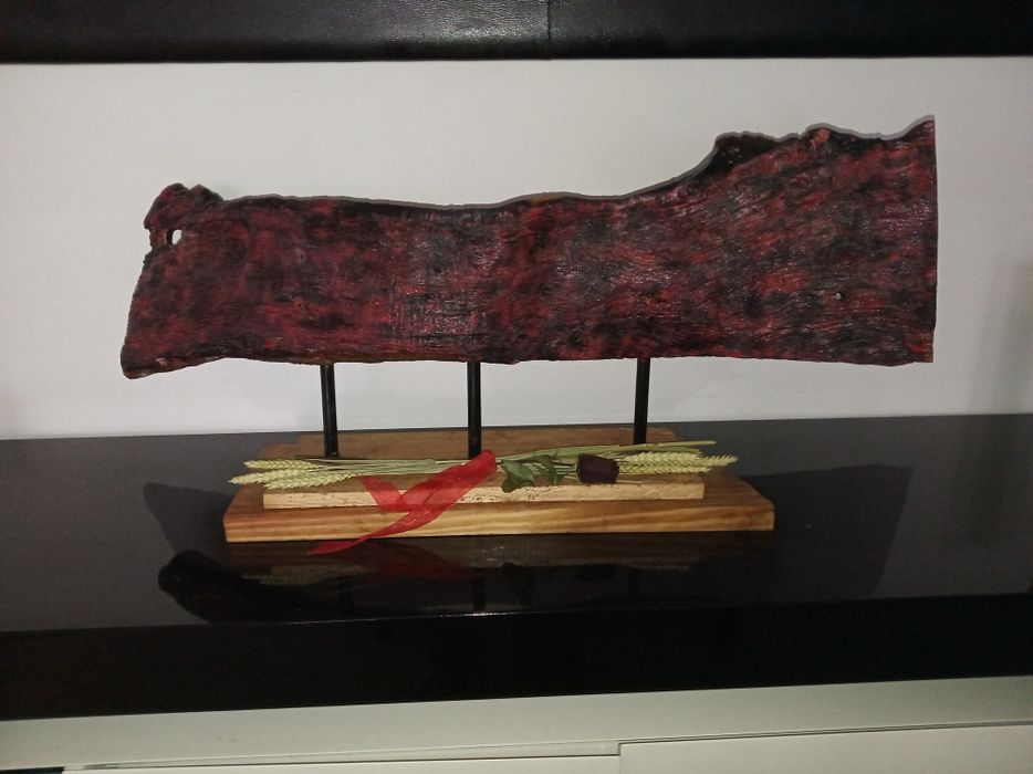 Madeira Oliveira queimada