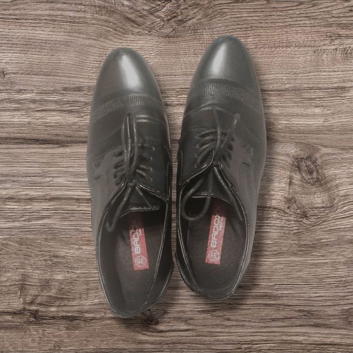 Buty eleganckie BADOXX rozmiar 35