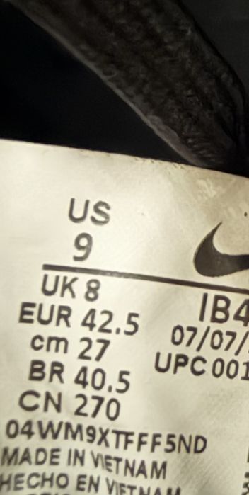 Chuteiras Nike Turf / Relva Sintética – Tam. 42,5