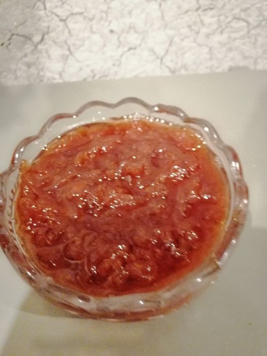 Варення з пелюсток чайної троянди 150 грн