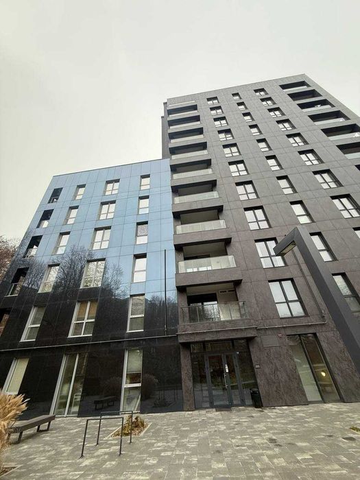 Оренда 2-кім. квартири з виглядом на парк Залізна Вода є 2 паркомісця