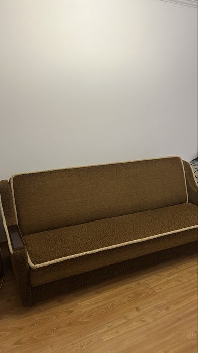 Розкладний диван, ідеальний стан