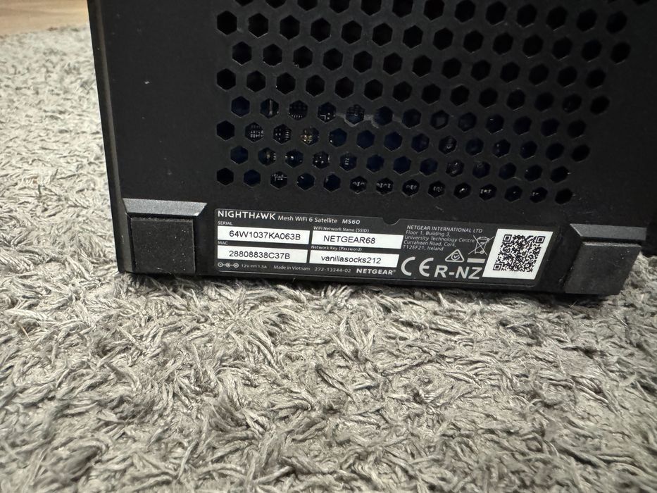 Netgear NightHawk WiFi 6 Mesh - Unidade principal com 2 satélites