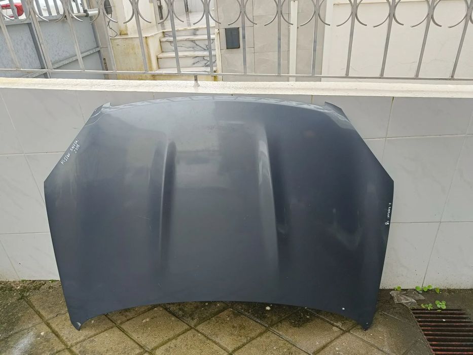 Capot Nissan qashqai 2008