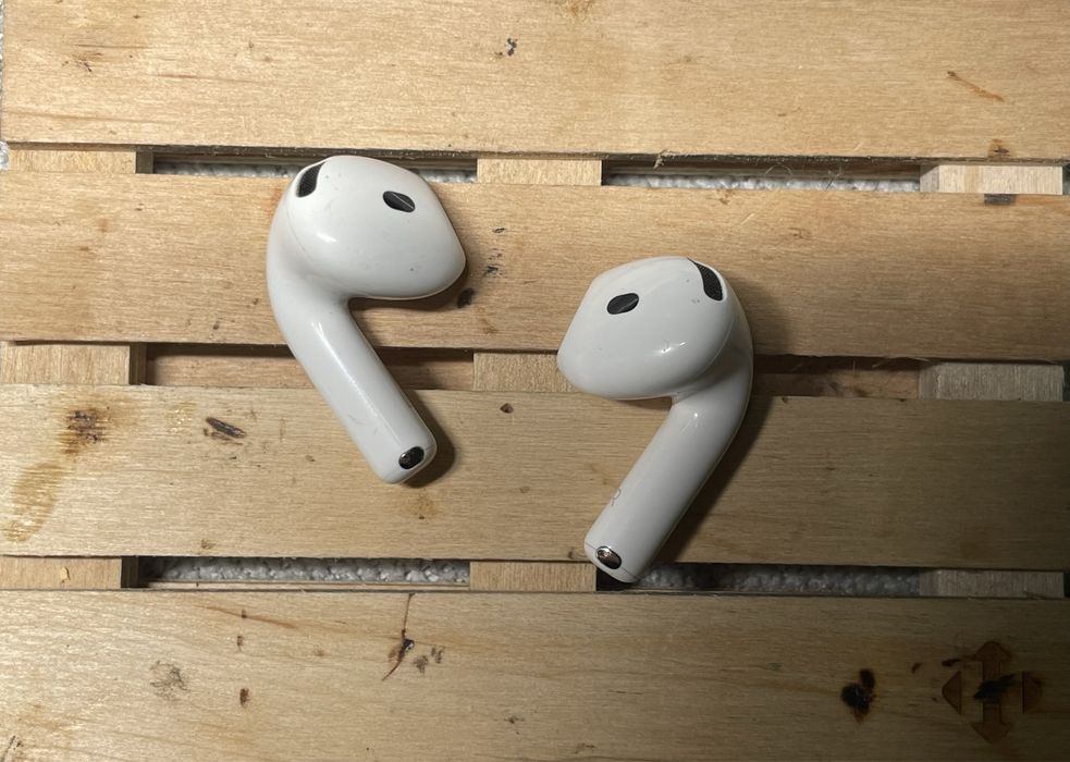 airpods 4 левый - наушники и аксессуары - OLX.ua