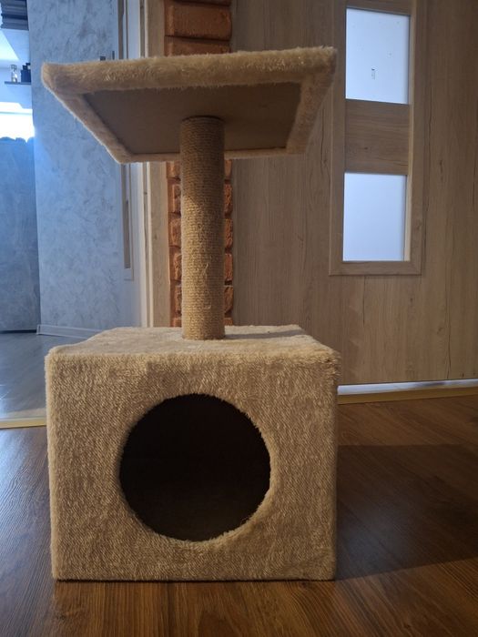 Drapak dla kota stan b.dobry