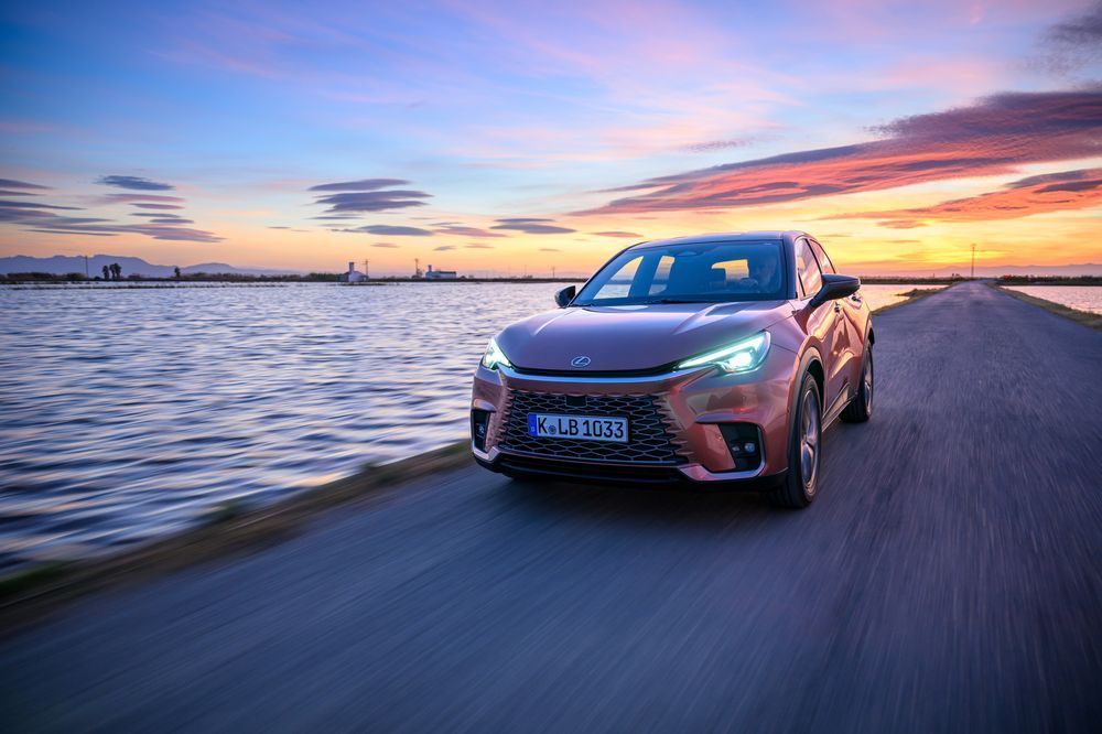 Lexus LBX Standard
