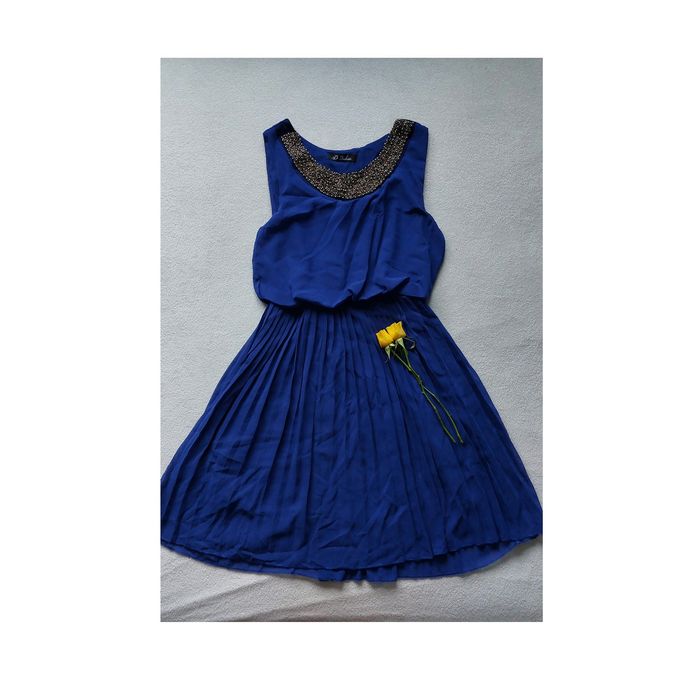 Sukienka suknia midi rozkloszowana plisowana na ramiączkach S/M