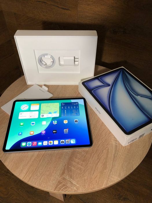 Apple iPad Air 13" M3 128Gb (A3268) 2025. Новий, 1 цикл!