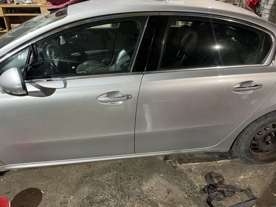 Двері пежо 508 седан peugeot 508 седан двері передні задні ліві праві