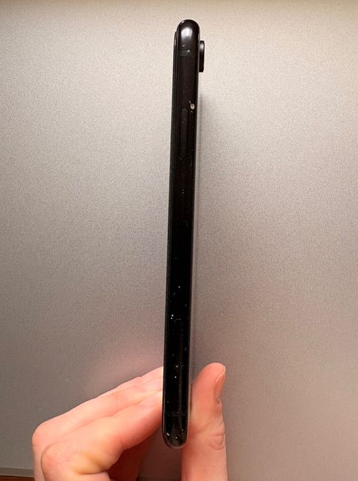 IPhone XR uszkodzony ekran