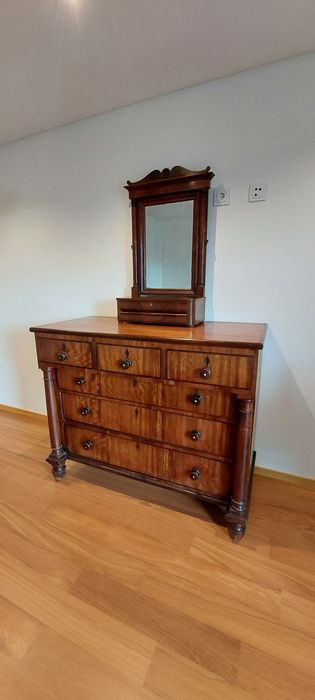 Cómoda  Biedermeier  , antiga , com toucador