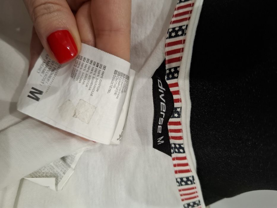 Biała koszulka bluzka Diverse M 100% cotton