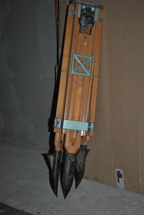 Кипрегель МА 5, мензула, штатив. Венгрия