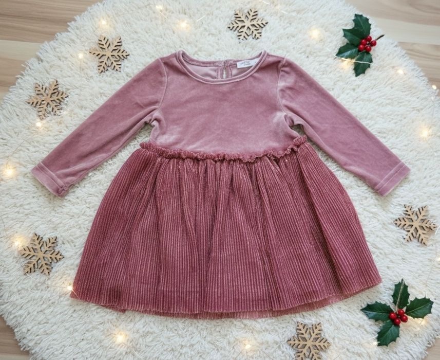 Cudna sukieneczka sukienka rozmiar 74