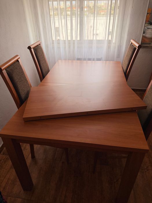 Mesa jantar com 4 cadeiras