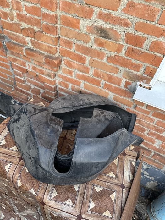Продам підкрилки ЗАЗ