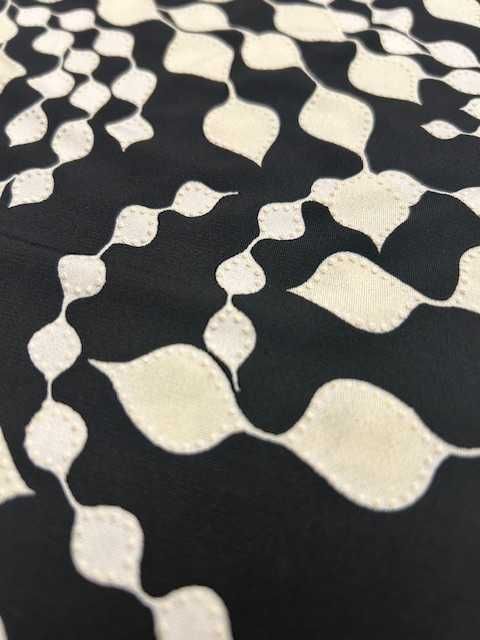Materiał  czarno-biały