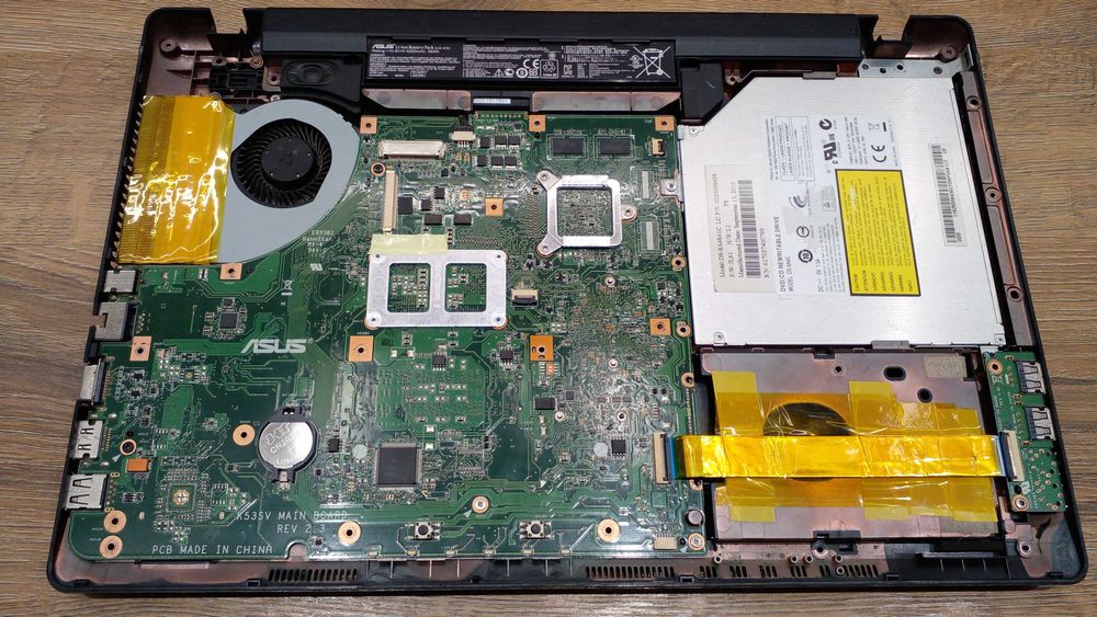 Ноутбук Asus K53SJ без екрана,сервісної кришки та топкейса