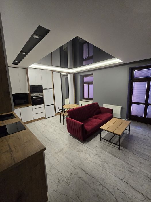 Apartament Centrum z jacuzzi,  prywatny parking, 3-pokojowe , klimatyz