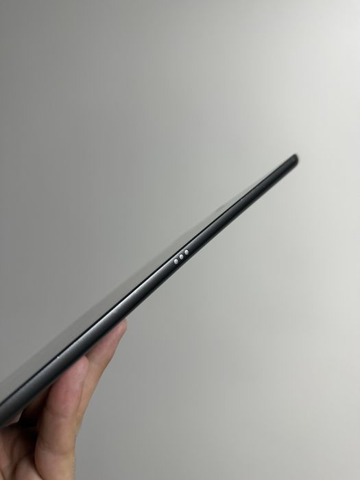 Apple iPad 8th Gen 2020 Wi-Fi 128 GB