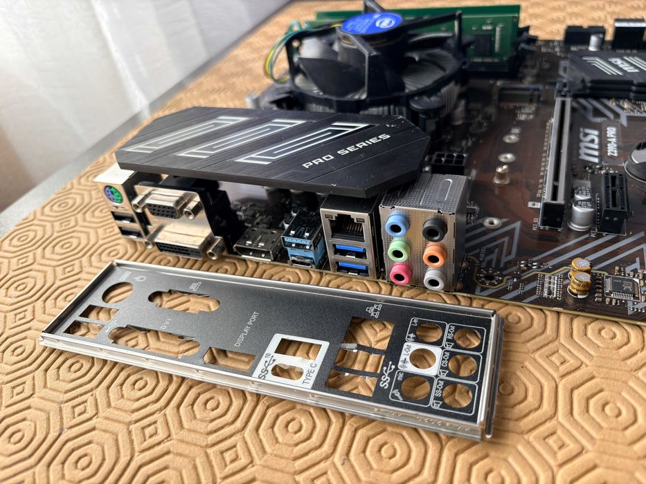 Bundle Motherboard Z390+Processador i7-8700+16 Gb Ram DDR4