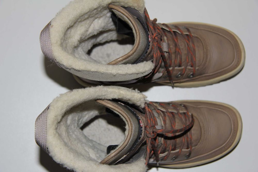 Зимние кожаные полусапожки"ECCO TRACE" 5/39/25см.