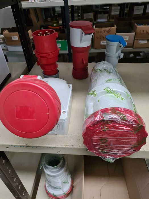 Material elétrico, liquidação Total de stock