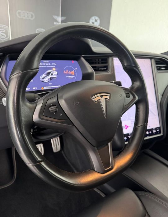 Tesla Model S Performance