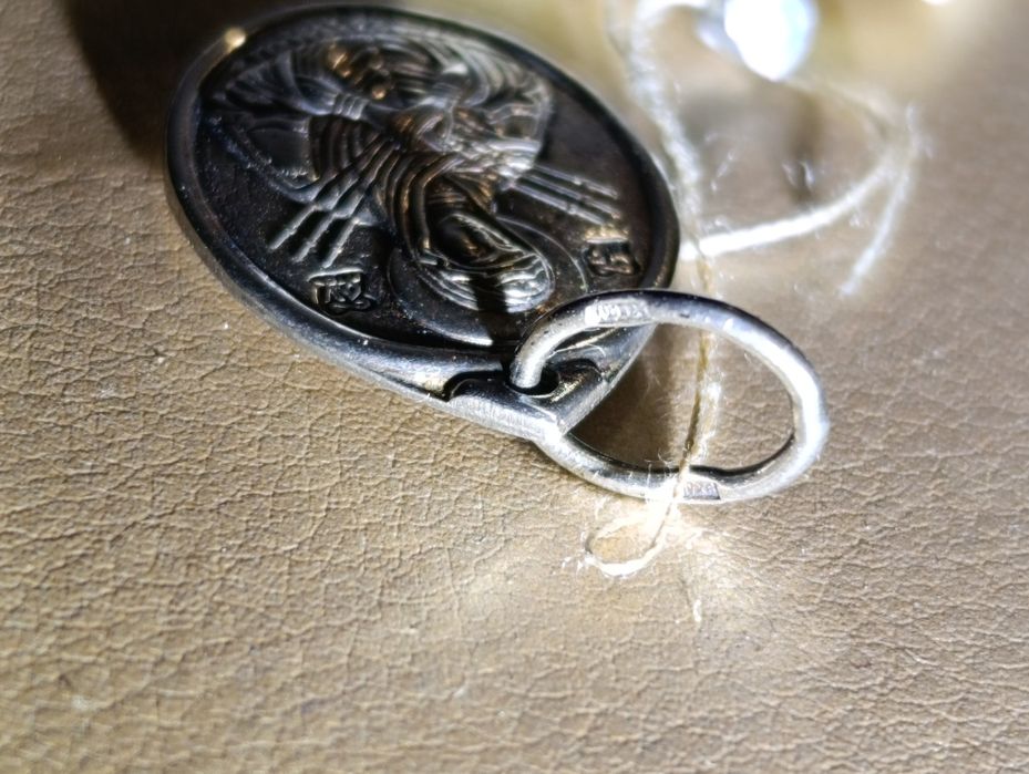 Ладанка срібна .