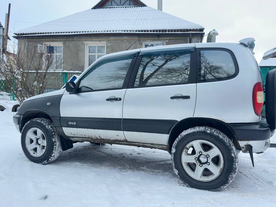 Продам ніва шевроле