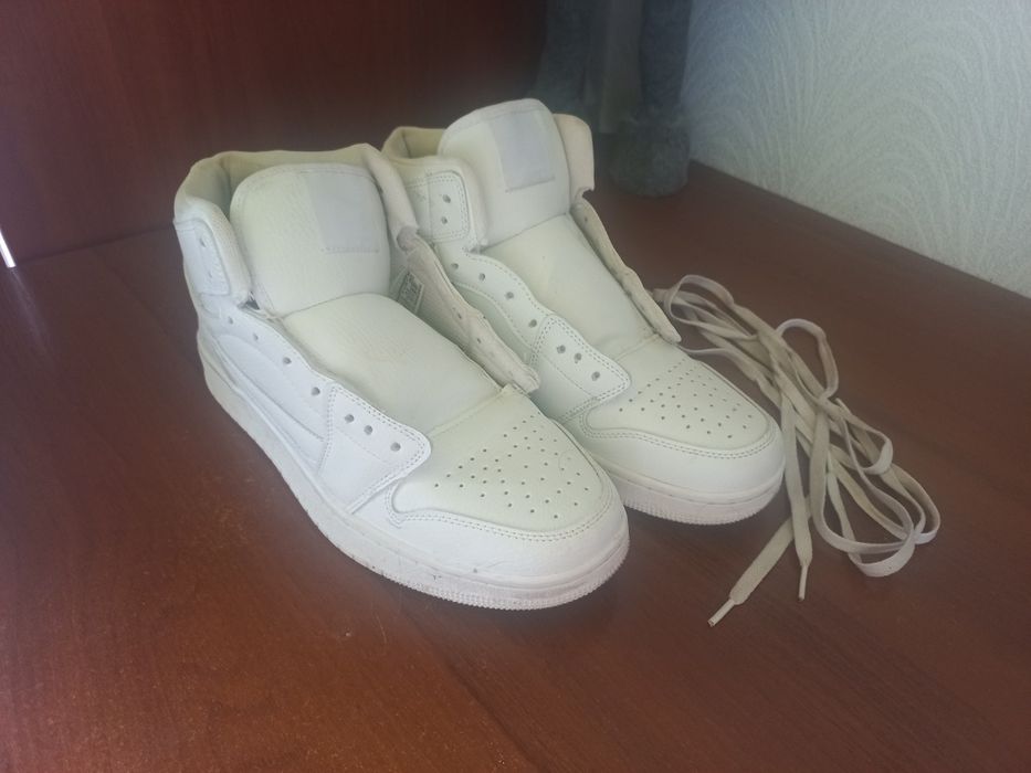 Крассовки, NoBrend.