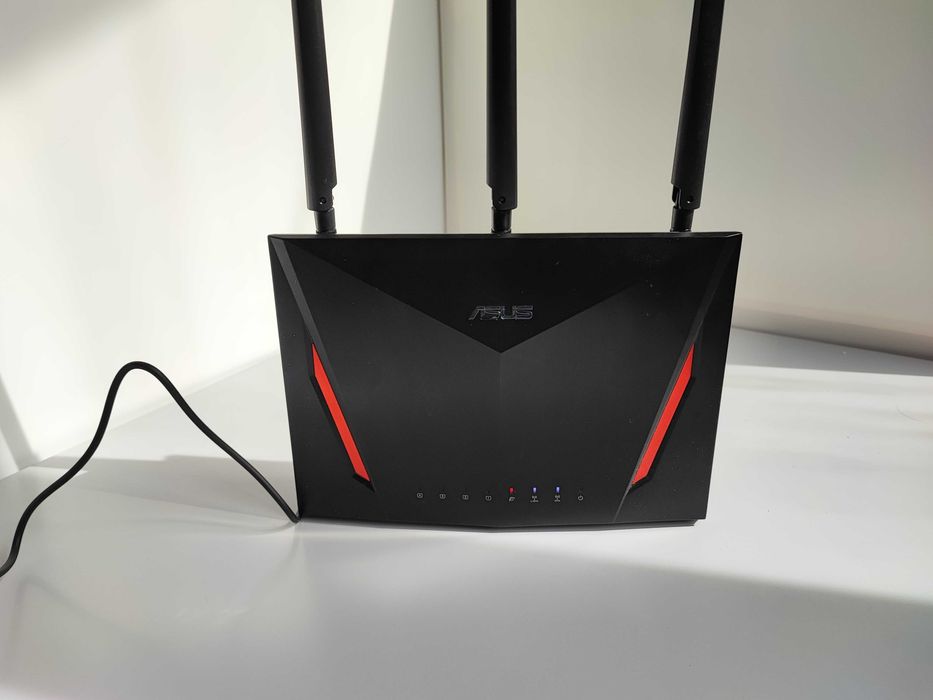 Роутер ASUS RT AC86U надійний та щвидкий для дому та офісу