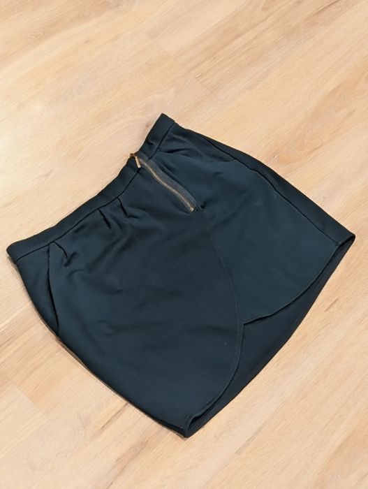 Spódniczka mini Bershka, butelkowa zieleń, rozmiar L