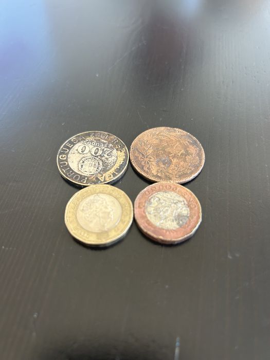 Moedas antiga. 5€ por cada lote de 20 moedas antigas