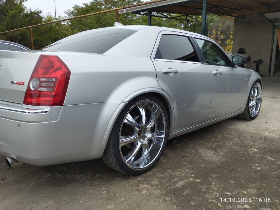 Продам Крайслер 300с