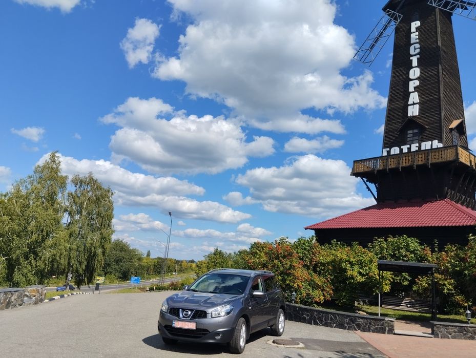 Продам   2012р Авто на повном ходу максимальная  коомплектация  Босе .