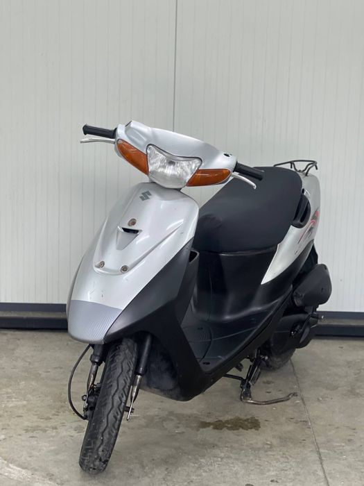 Скутер / мопед Suzuki lets 2 new бабочка