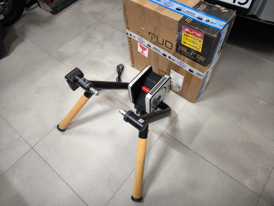 Tenażer rowerowy Elite Tuo