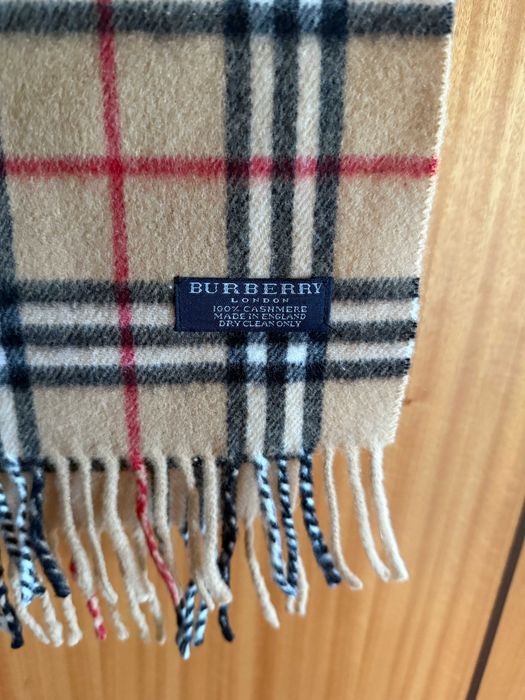 Lenço Echarpe Burberry de caxemira 100%