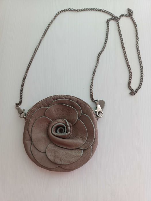 Torebka skórzana na ramię Venezia, nowa