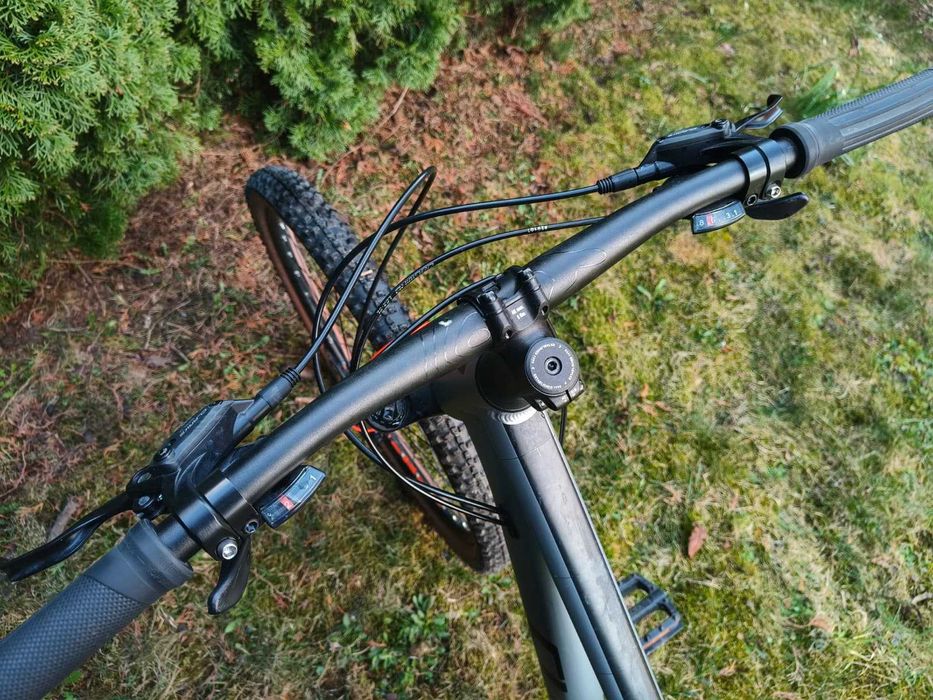 Cube AIM Race 27” – rama XS 14''