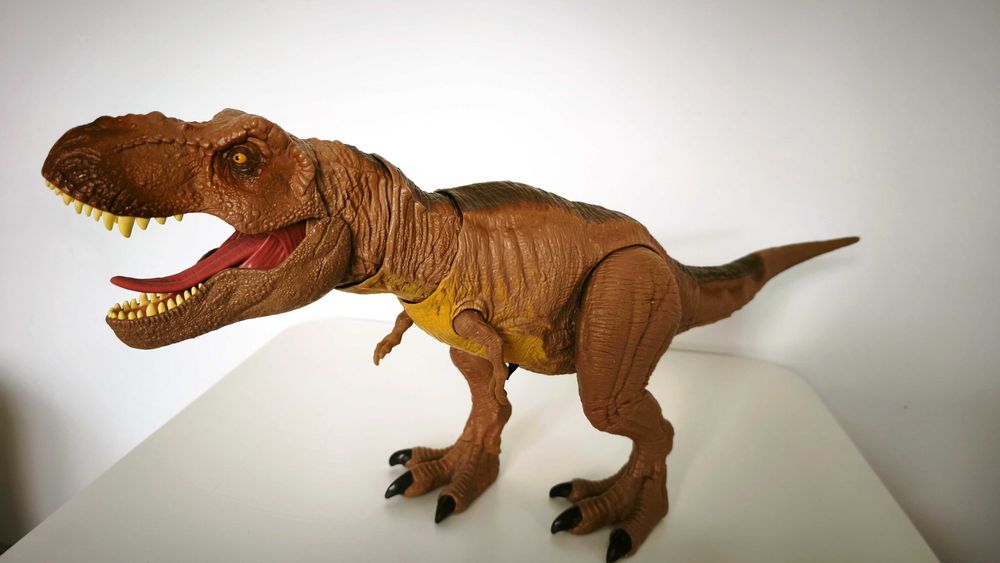 Zestaw zabawek dinozaurów