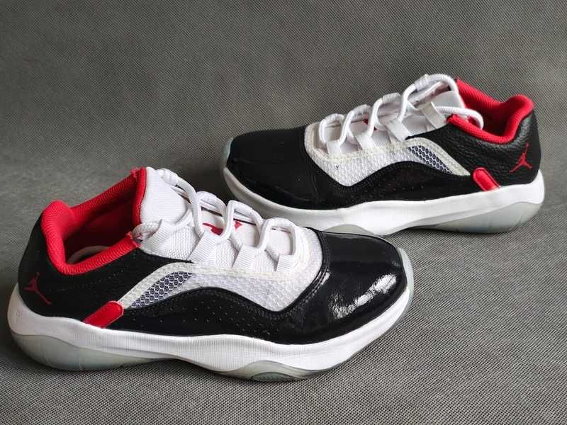 - Nike Air Jordan 11 CMFT Low - Sneakersy r. 40