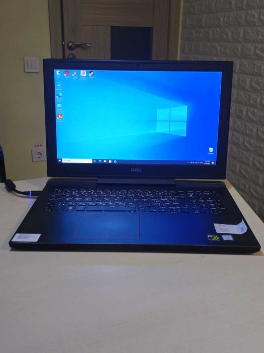 Ноутбук DELL Inspirion P72F 16" Core I7-7700/16Gb/SSD 256Gb/GTX1060