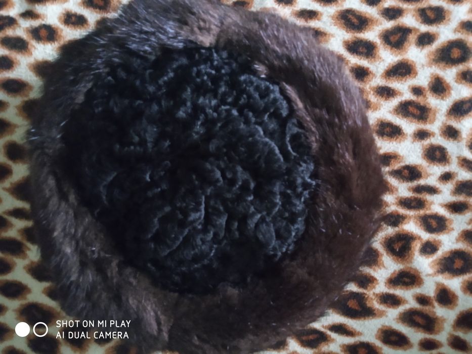 Продам норковые шапки